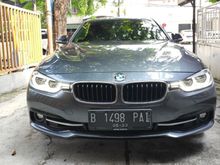 RARE - SPORTY DAN SANGAT BERTENAGA 2018 BMW 320i 2.0 Sport Sedan