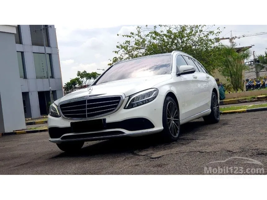 2019 Mercedes-Benz C200 Estate Exclusive Line Wagon