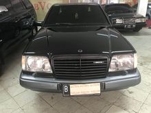 1994 Mercedes-Benz E320 sport line Automatic Sedan