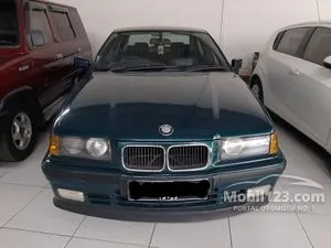 1997 BMW 318i 1.8 E36 Manual Sedan Terawat Dijual Di Malang