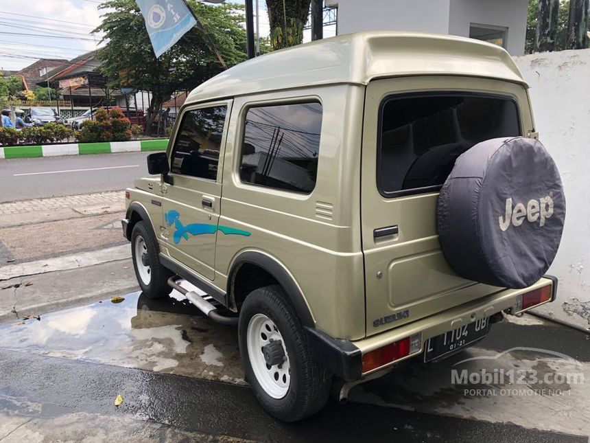 Jual Mobil Suzuki Katana 2000 GX 1.0 di Jawa Timur Manual Jual Mobil Suzuki Katana 2000 GX 1.0 di Jawa Timur Manual
