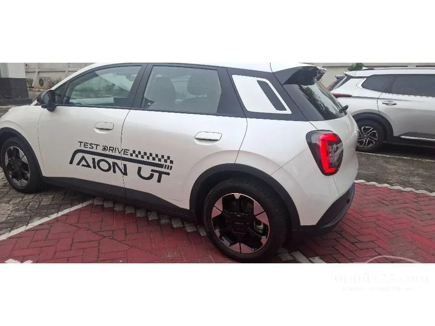 2026 GAC AION UT Premium Hatchback