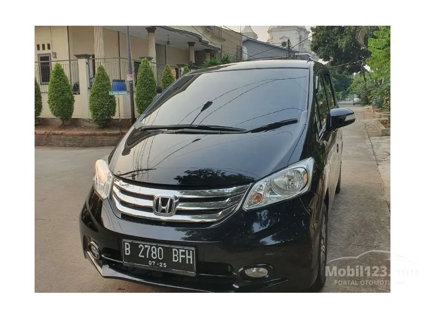 Jual Mobil Honda Freed 2015 E 1.5 di DKI Jakarta Automatic MPV Hitam Rp 168.000.000