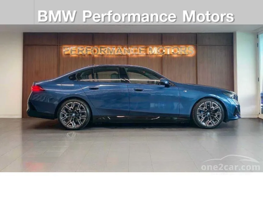 2024 BMW 530e M Sport Pro Sedan