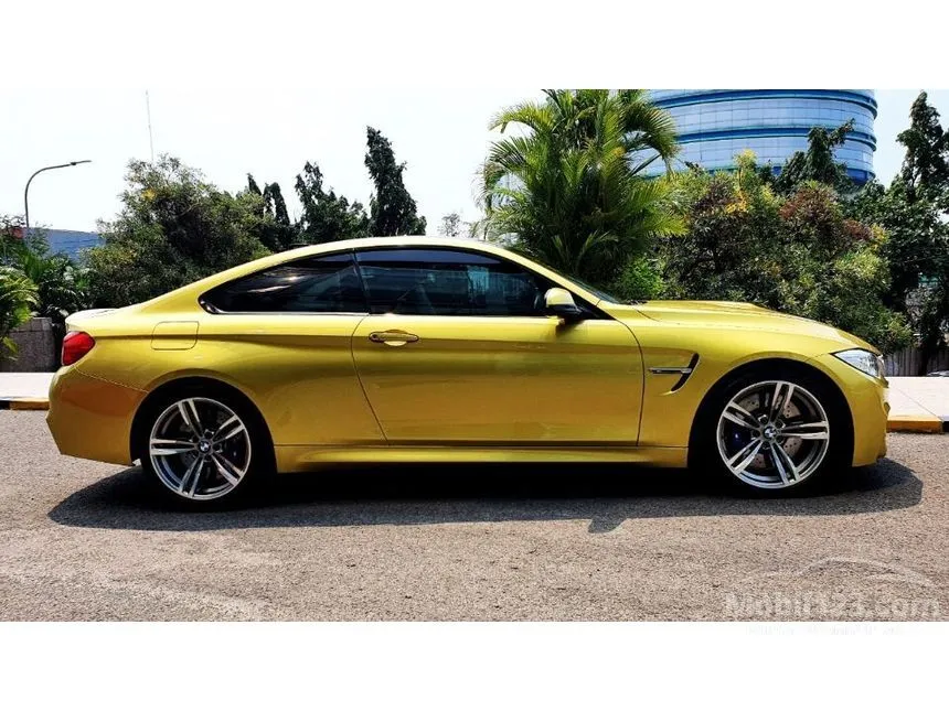 Jual Mobil BMW M4 2014 3.0 di DKI Jakarta Automatic Coupe Kuning Rp 1 ...