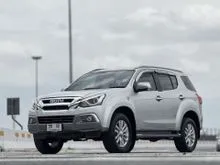 2017 Isuzu MU-X 3.0 (ปี 13-19) DVD SUV