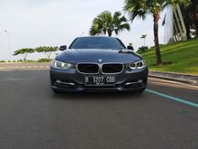 2014 BMW 328i 2.0 Sport Sedan TDP 120 jt