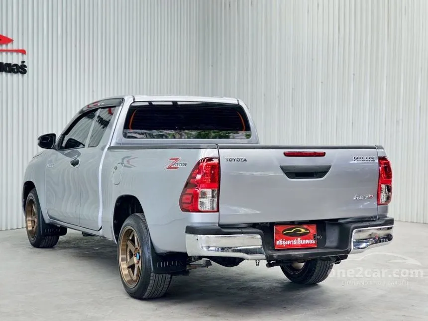2022 Toyota HILUX REVO Prerunner Entry Smart Cab Pickup