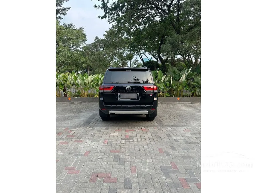 2023 Toyota Land Cruiser 300 GR-S SUV