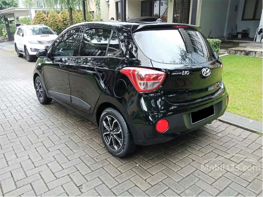 2018 Hyundai Grand i10 GLX Hatchback