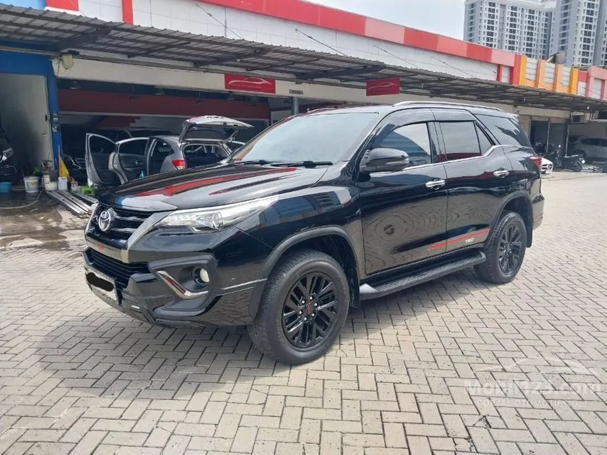 Jual Mobil Toyota Fortuner 2019 TRD 2.4 di DKI Jakarta Automatic SUV Hitam Rp 400.000.000