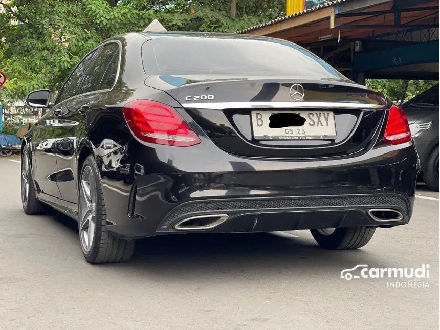 2018 Mercedes-Benz C200 AMG Sedan