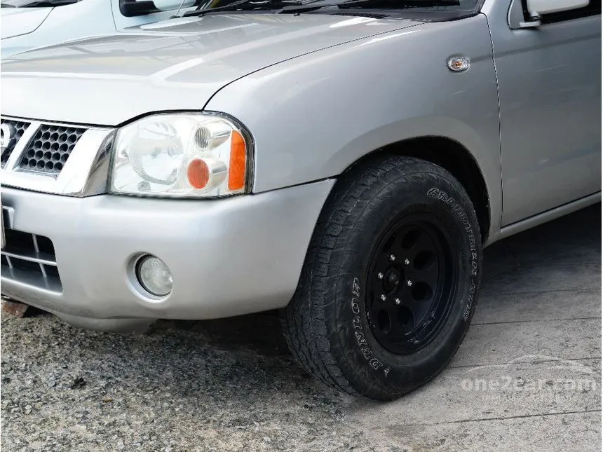 2003 Nissan Frontier TL King Cab Pickup