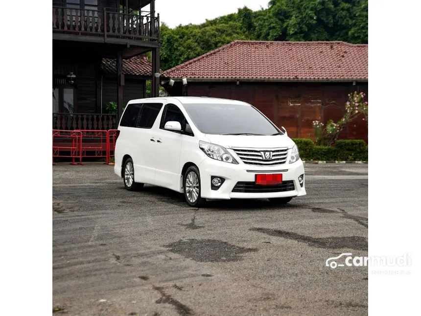 2014 Toyota Alphard SC MPV