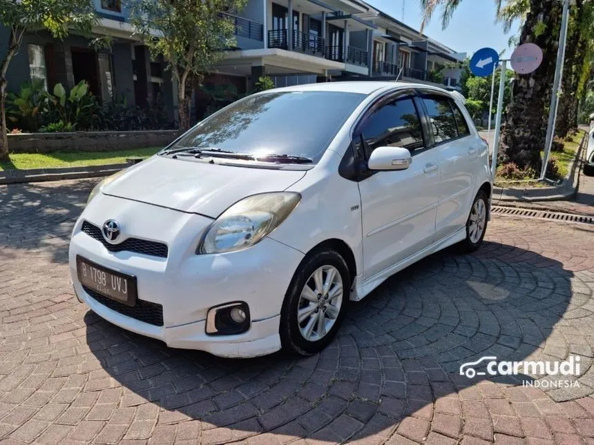 2012 Toyota Yaris S Hatchback