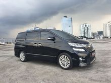 2012 Toyota Vellfire 2.4 ZG Van Wagon