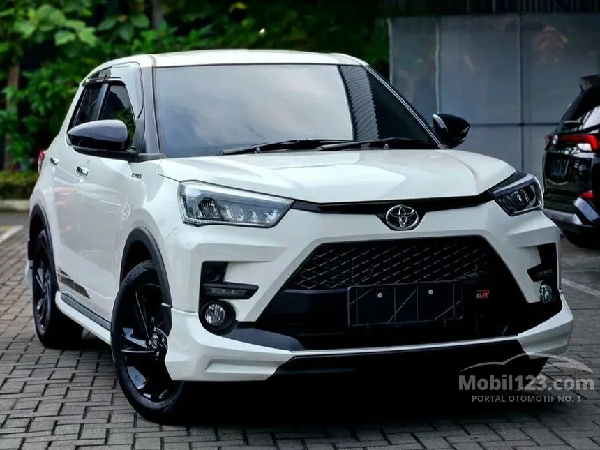 Jual Mobil Toyota Raize 2024 GR Sport TSS 1.0 di Lampung Automatic Wagon Putih Rp 214.500.000