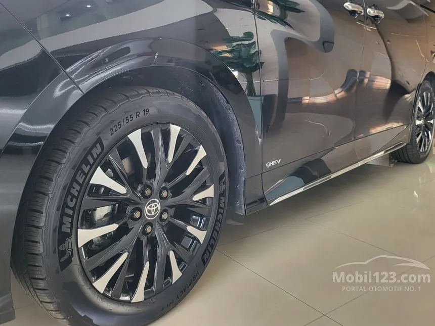 2025 Toyota Vellfire HEV VIP (Non Premium Color) MPV