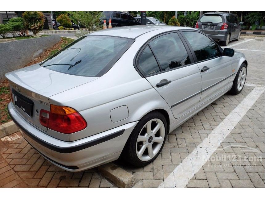 Jual Mobil  BMW  318i 2000  E46 1 9 di DKI Jakarta Automatic 