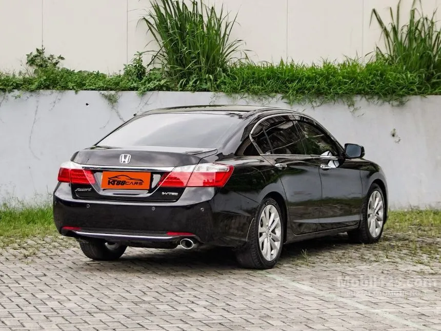 2013 Honda Accord VTi-L Sedan