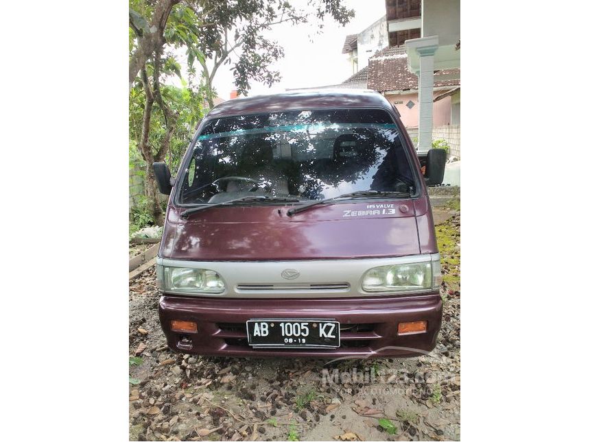 1994 Daihatsu Zebra MPV Minivans