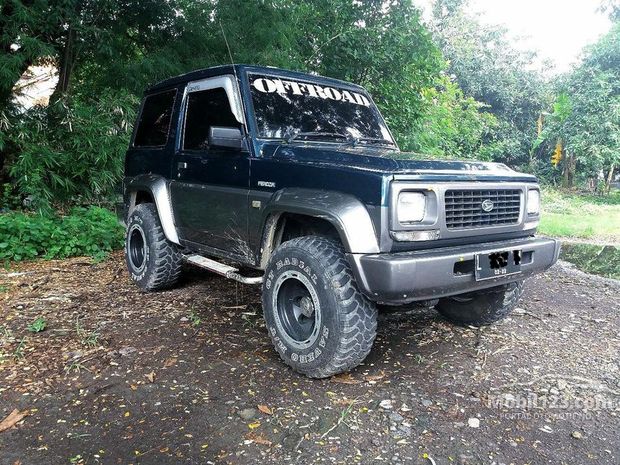 Daihatsu Feroza Mobil bekas dijual di Jawa-timur Daihatsu Feroza Mobil bekas dijual di Jawa-timur