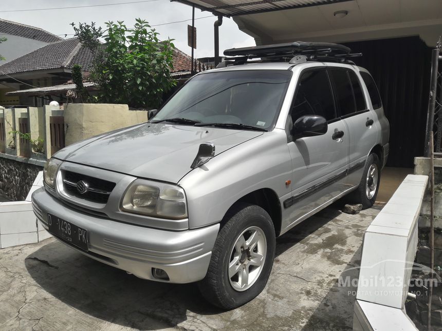 Suzuki escudo 2003