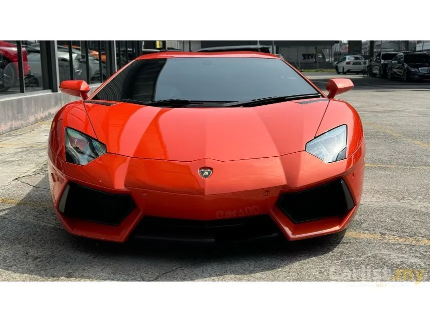 2012 Lamborghini Aventador LP700-4 Coupe