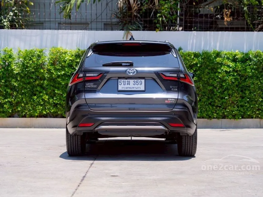 2024 Toyota Yaris Cross HEV Premium Luxury SUV