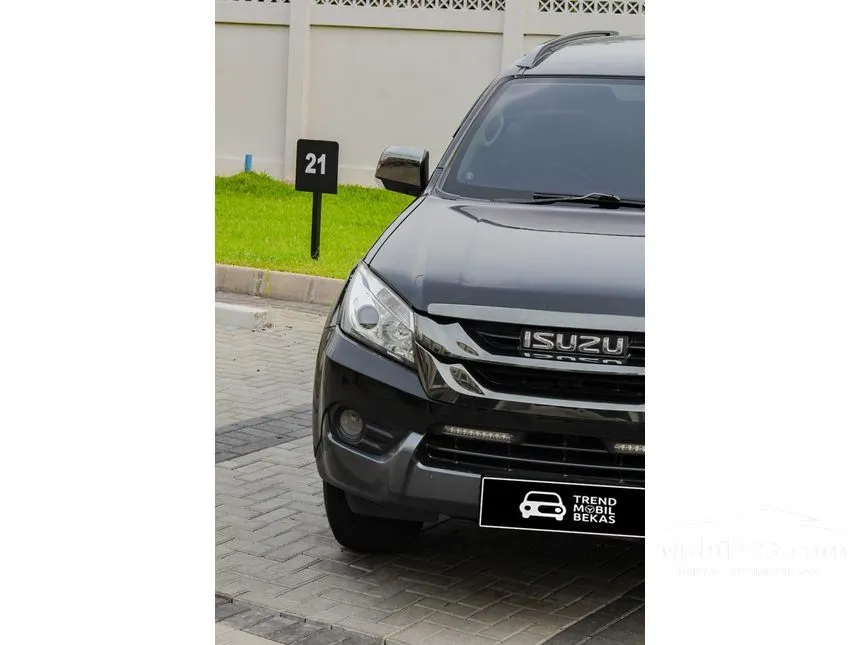 2015 Isuzu MU-X SUV