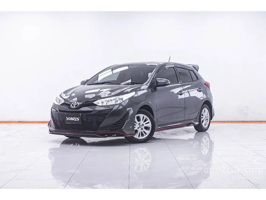 2018 Toyota YARIS E Hatchback