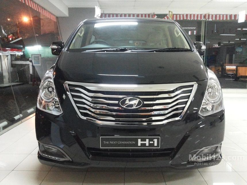 Jual Mobil Hyundai H-1 2017 Royale 2.5 di DKI Jakarta 