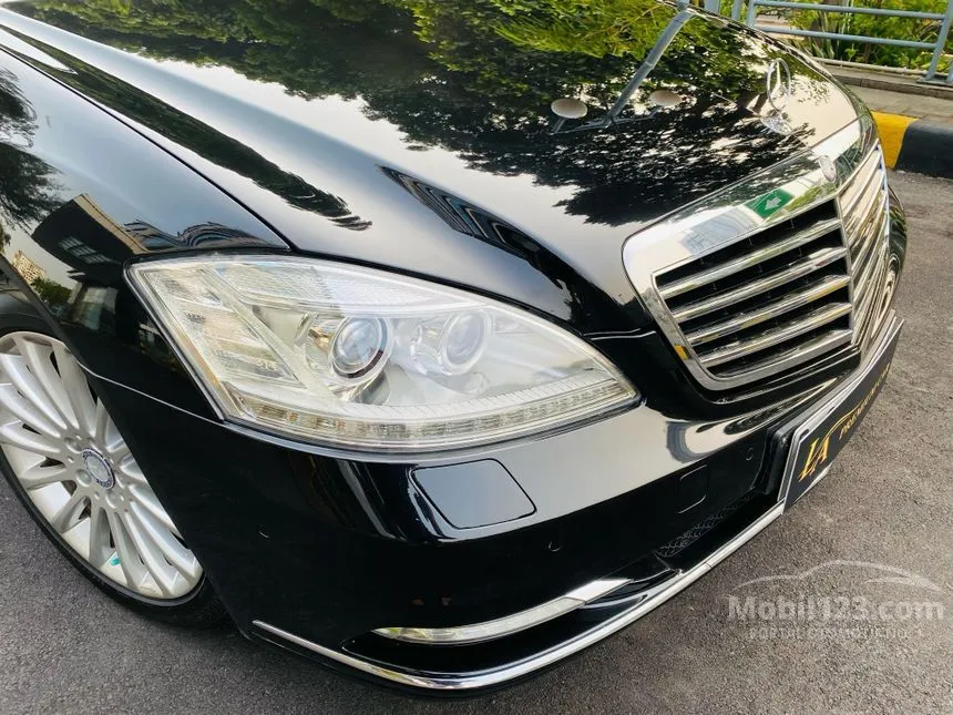 2011 Mercedes-Benz S300L Solitaire Sedan
