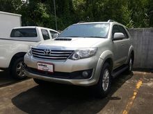 2013 Toyota Fortuner 3.0 (ปี 12-15) V SUV AT