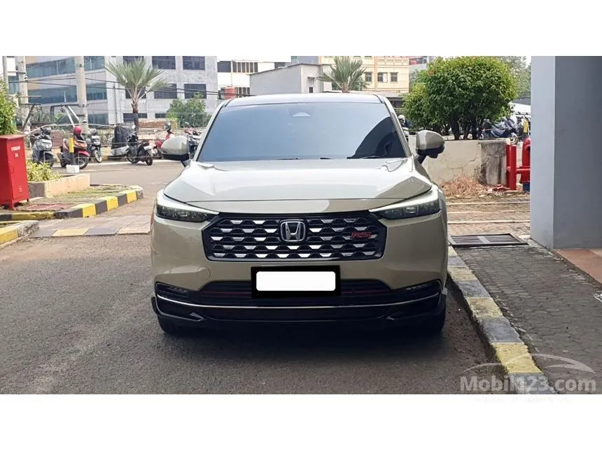 2025 Honda HR-V e:HEV RS SUV