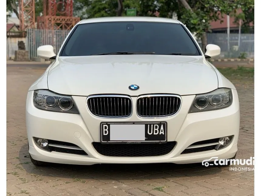 2011 BMW 320i Sedan