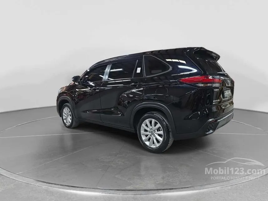 2022 Toyota Kijang Innova Zenix V (Non Premium Color) MPV