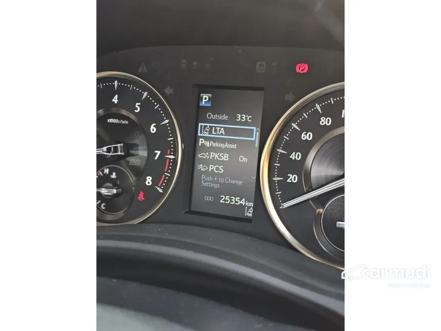 2022 Lexus LM 350 7 Seater MPV