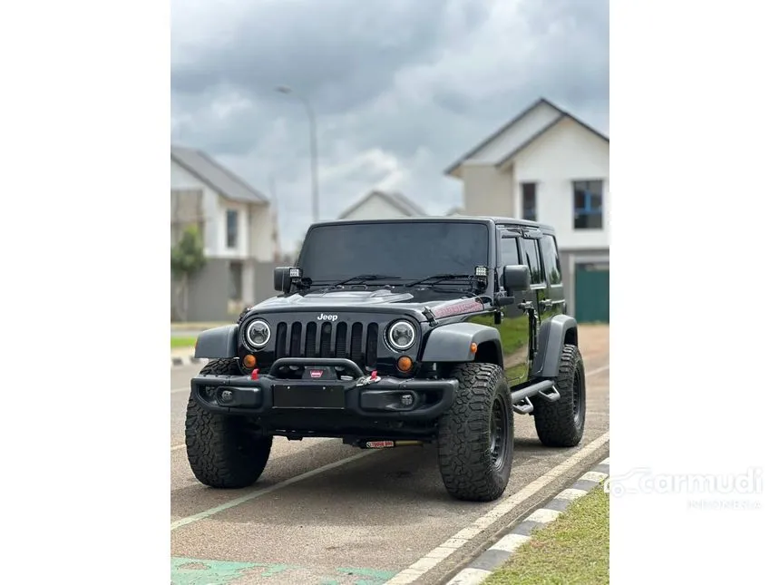 2014 Jeep Wrangler Sahara Unlimited 4 Door SUV