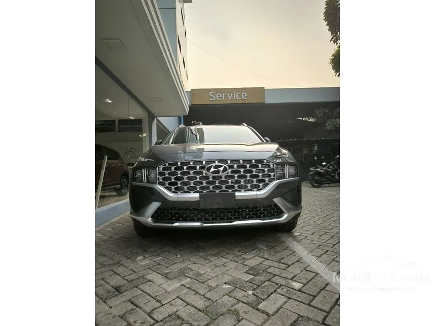 Jual Mobil Hyundai Santa Fe 2024 CRDi Signature 2.2 di Banten Automatic SUV Abu