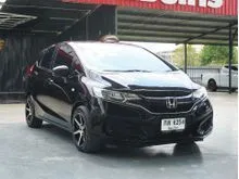 2017 Honda JAZZ 1.5 (ปี 14-22) S Hatchback