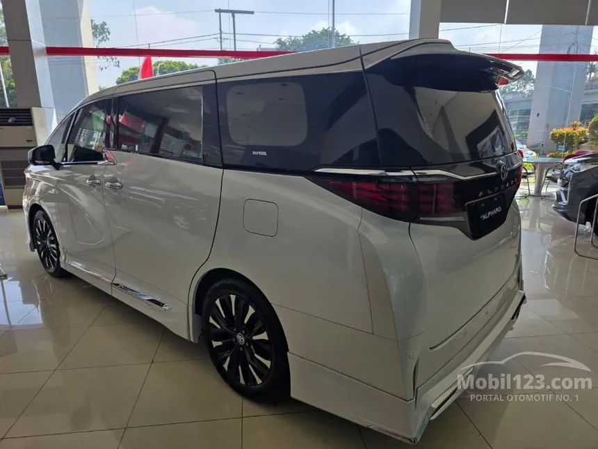 2026 Toyota Alphard HEV (Premium Color) MPV