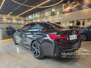 2023 BMW 320i 2.0 M Sport Sedan