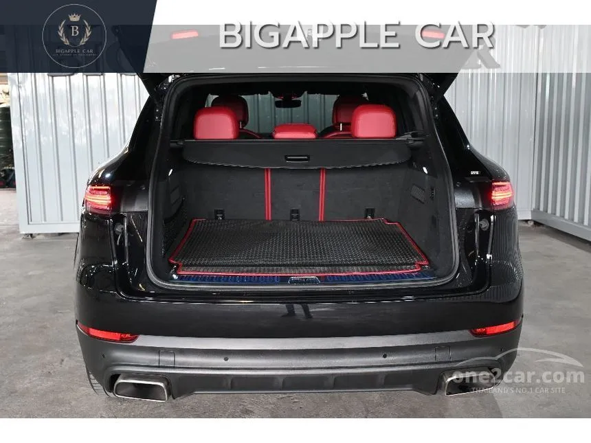 2022 Porsche CAYENNE E-Hybrid SUV
