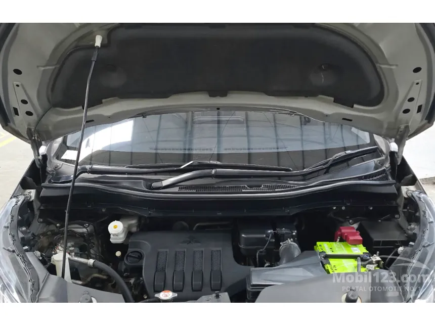 2022 Mitsubishi Xpander Ultimate MPV