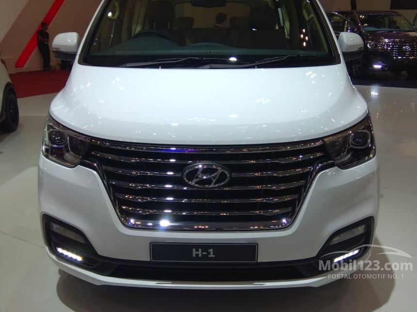 2019 Hyundai H-1 Royale MPV