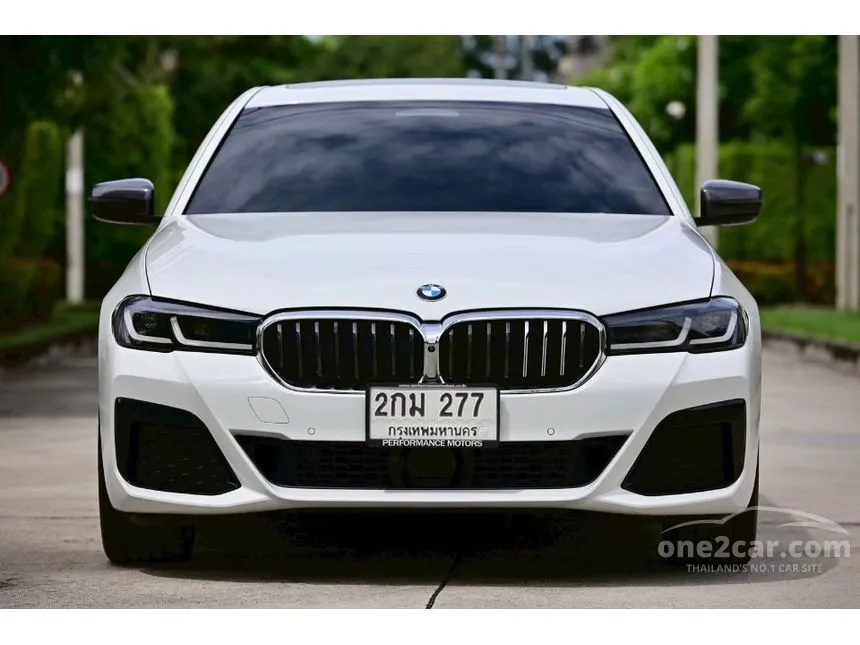 2021 BMW 530e M Sport Sedan