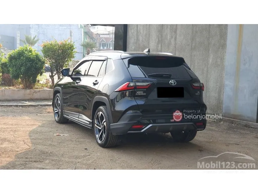 2023 Toyota Yaris Cross S HV (Premium colour) SUV