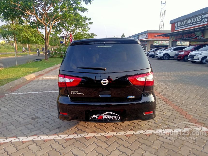  Jual  Mobil Nissan Grand  Livina  2021 SV 1 5 di DKI Jakarta 