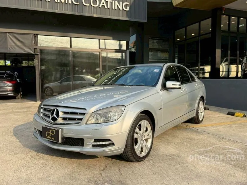 2010 Mercedes-Benz C200 CGI BlueEFFICIENCY Sedan